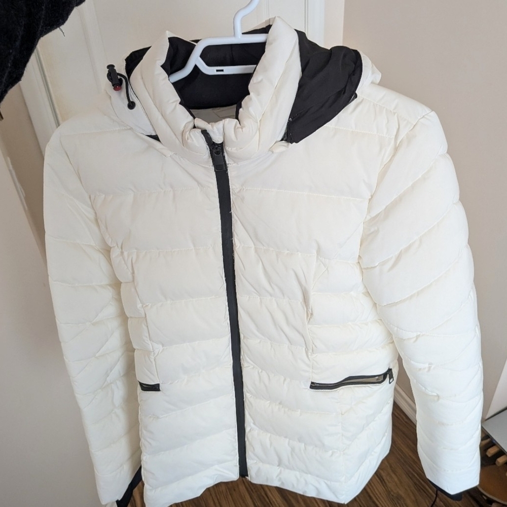 Women's Laura Brand Puffer Coat